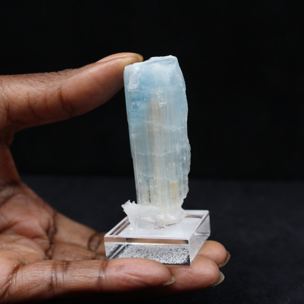 Aquamarine crystal