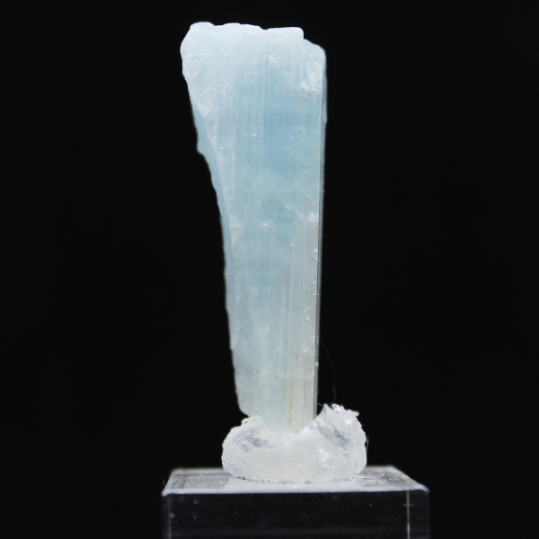 Aquamarine crystal