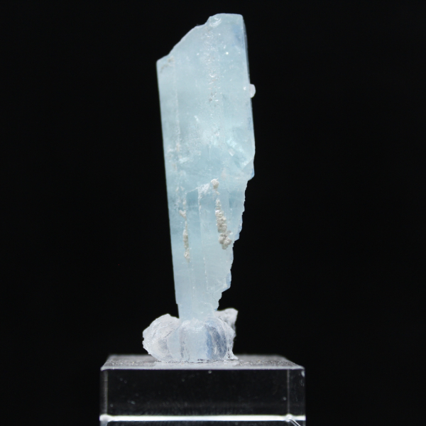 Aquamarine crystal