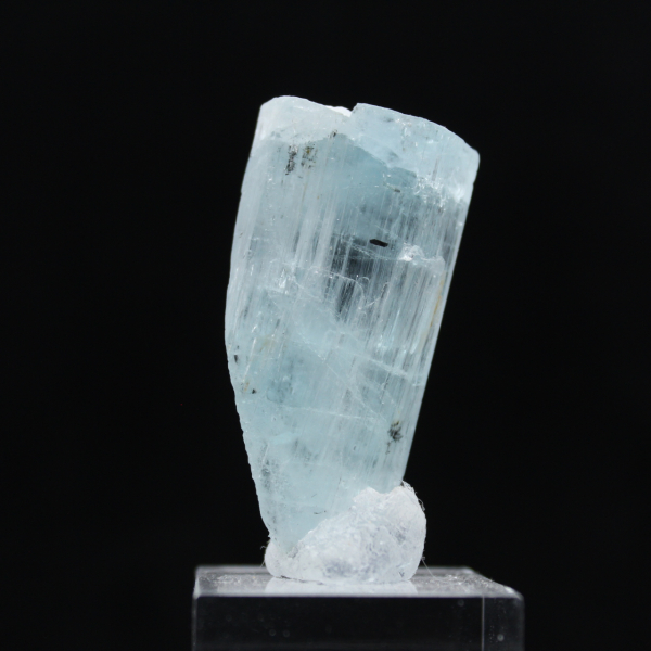 Aquamarine crystal