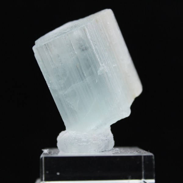 Aquamarine crystal