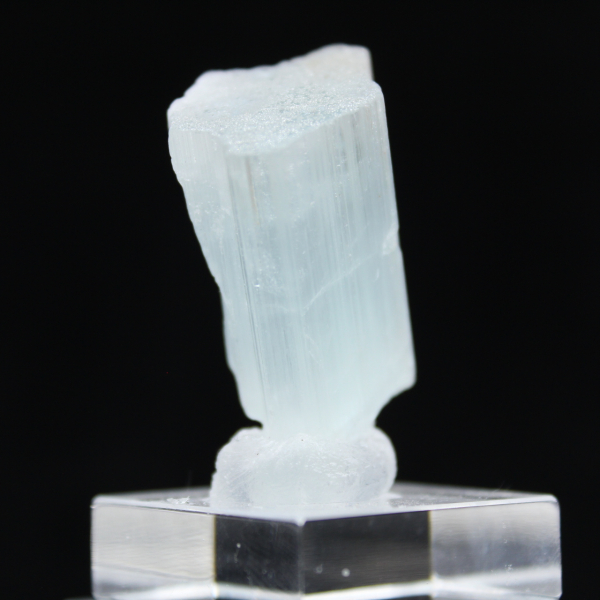 Aquamarine crystal