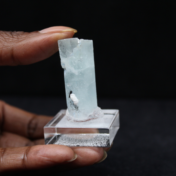 Aquamarine crystal