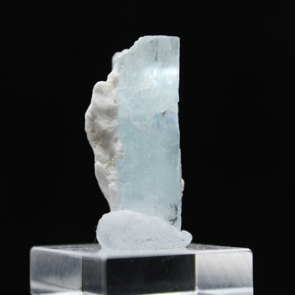 Aquamarine crystal