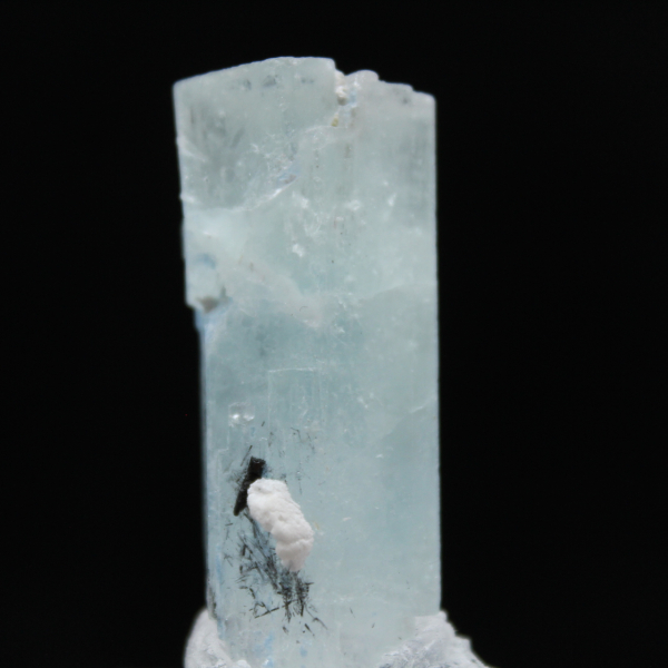 Aquamarine crystal