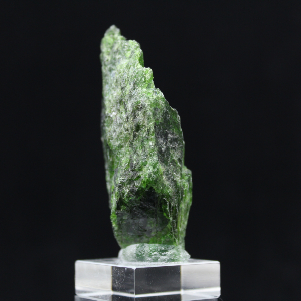 Chromediopside rock