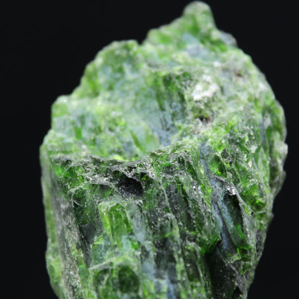 Chromediopside rock