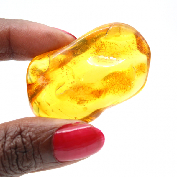 Natural stone Yellow amber – Lithuanian collection pebble