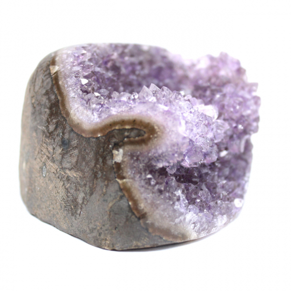 Brazilian Amethyst Geode: Decoration and Mineralogy