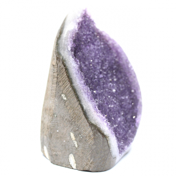 Amethyst Crystals – Brazilian Collection and Wellness