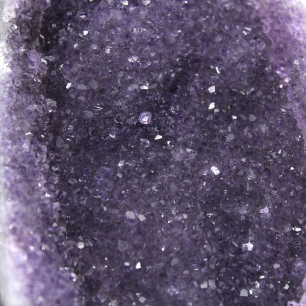 Amethyst Crystals – Brazilian Collection and Wellness