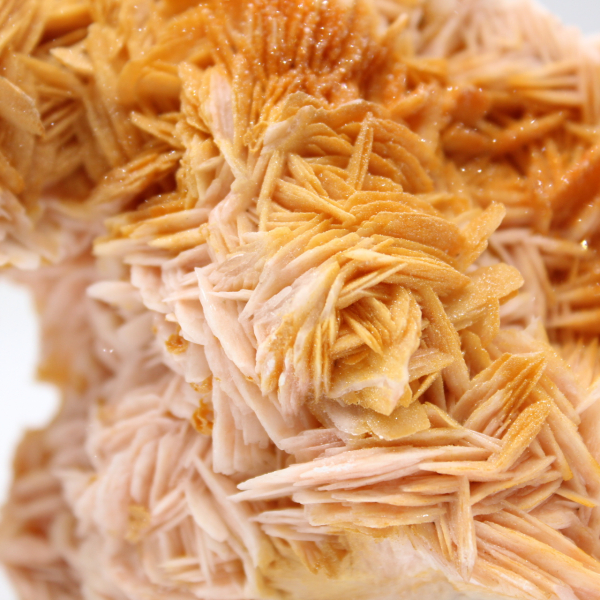 Crystallization of fine Moroccan orange barite