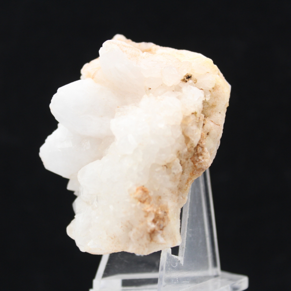 Moroccan flower quartz in regular crystallization