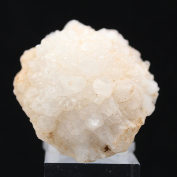 Discreet natural Moroccan flower quartz