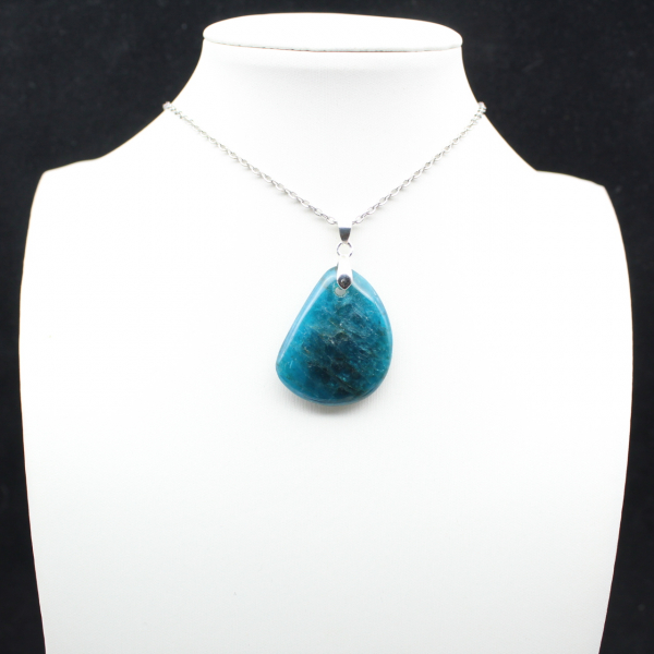 Madagascar Blue Apatite Pendant - Crystal Sparkle