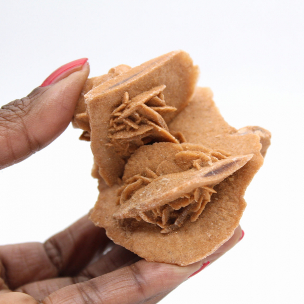 Moroccan desert rose: balanced crystalline formation