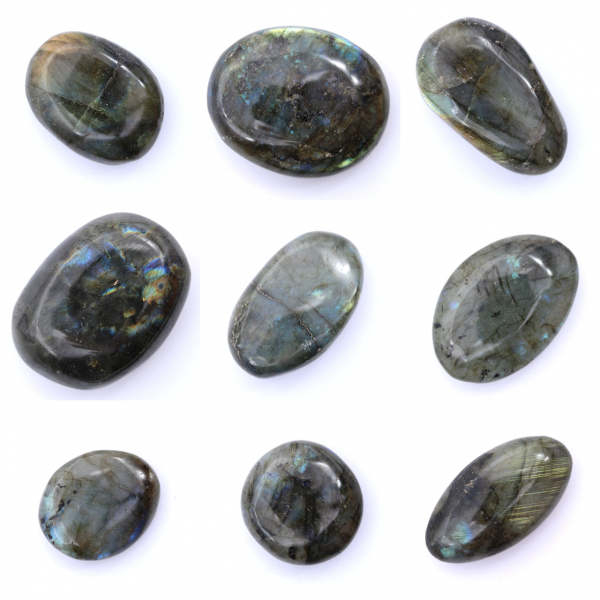 Labradorite pebble