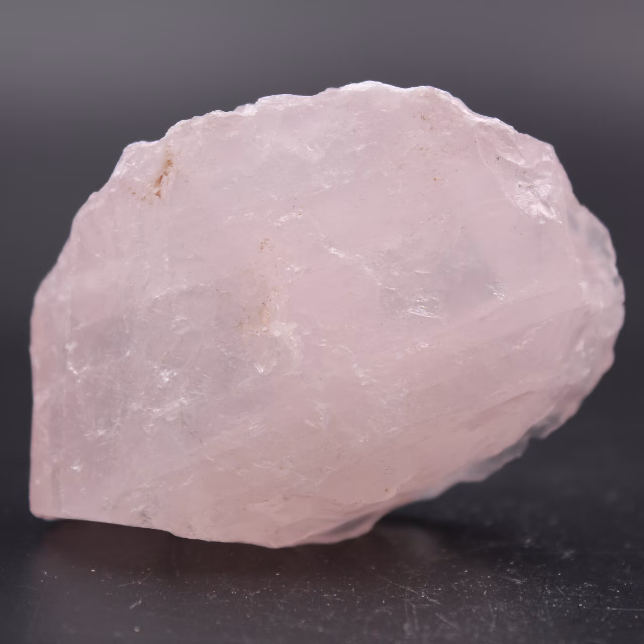 Raw rose quartz