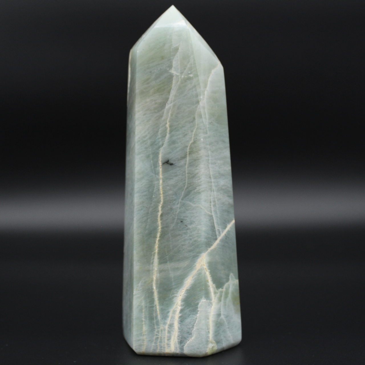 Garnierite prism