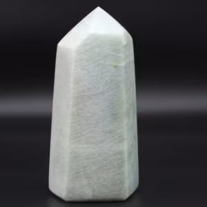 Garnierite stone