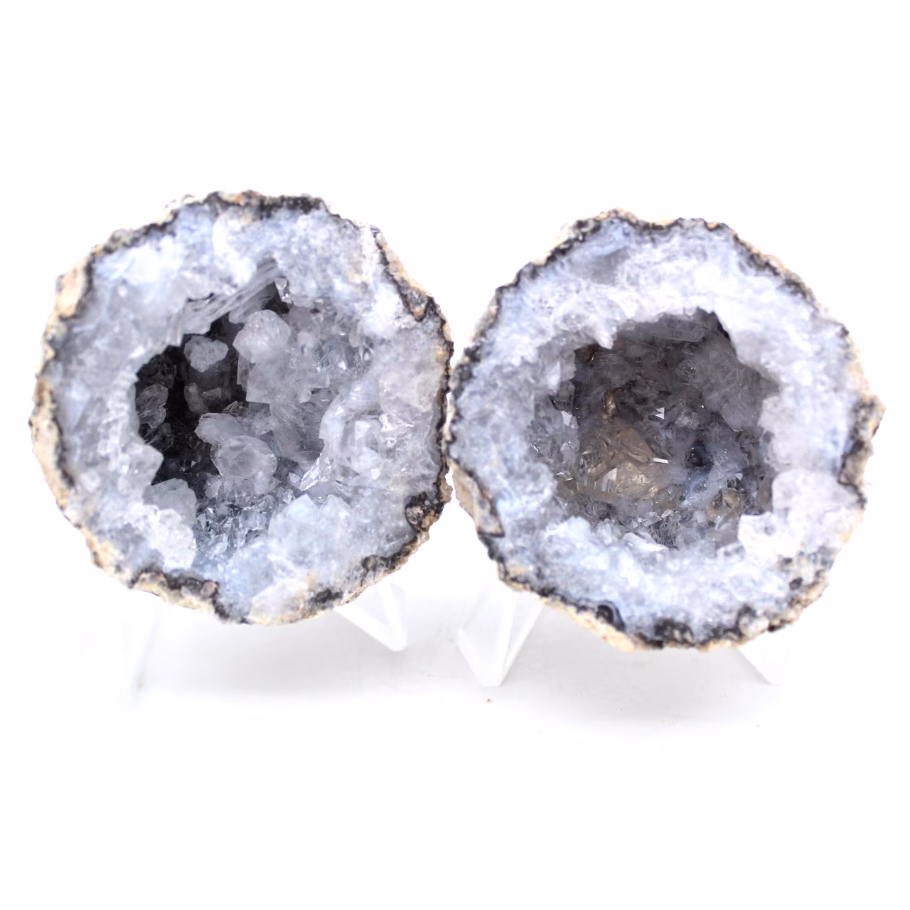 Whole coconut agate geode