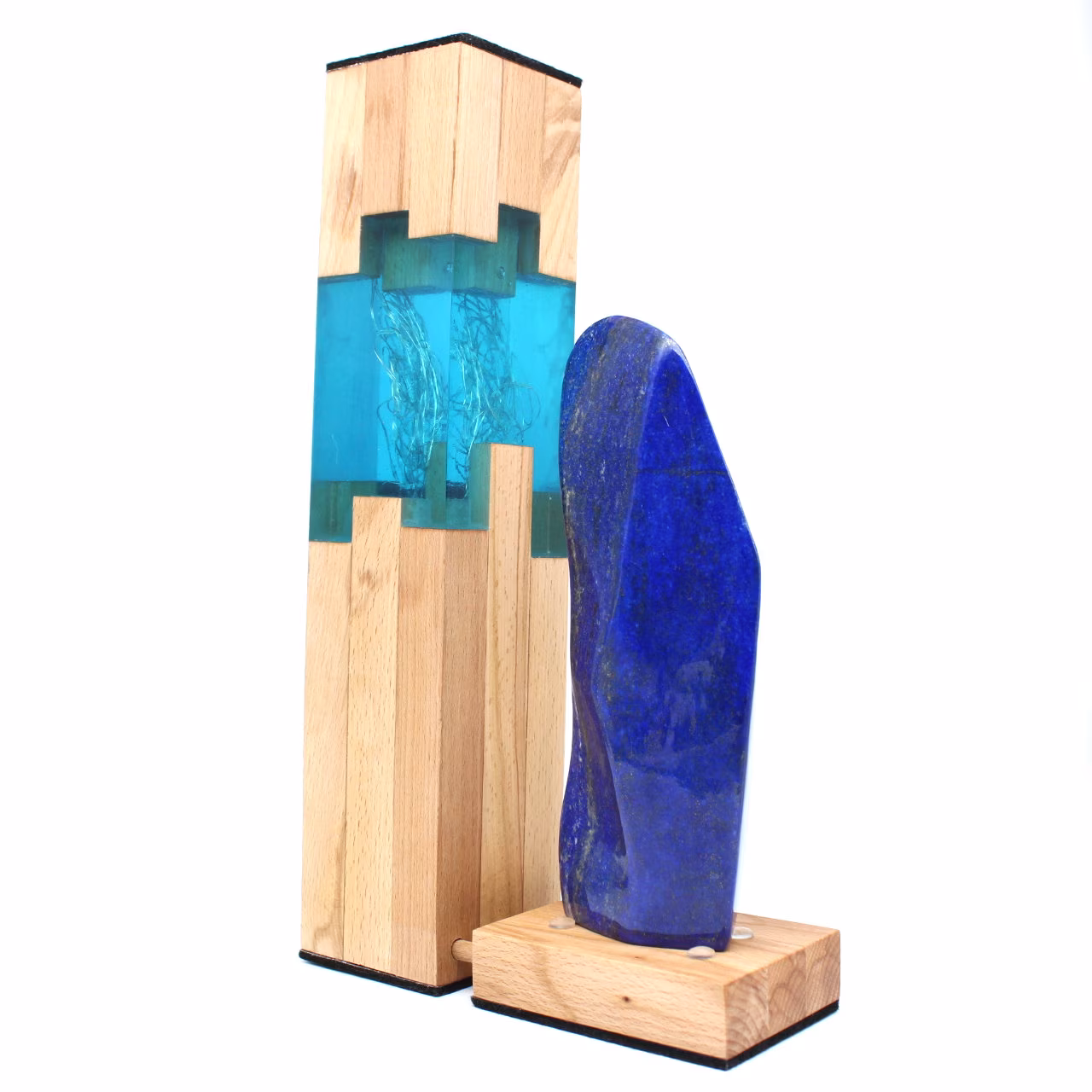 Lamp in wood and resin with large lapis lazuli stone