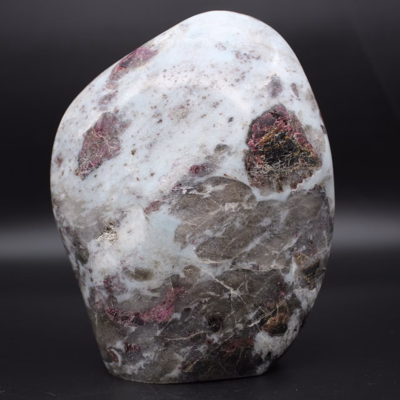 Free form with inclusion of Tourmaline