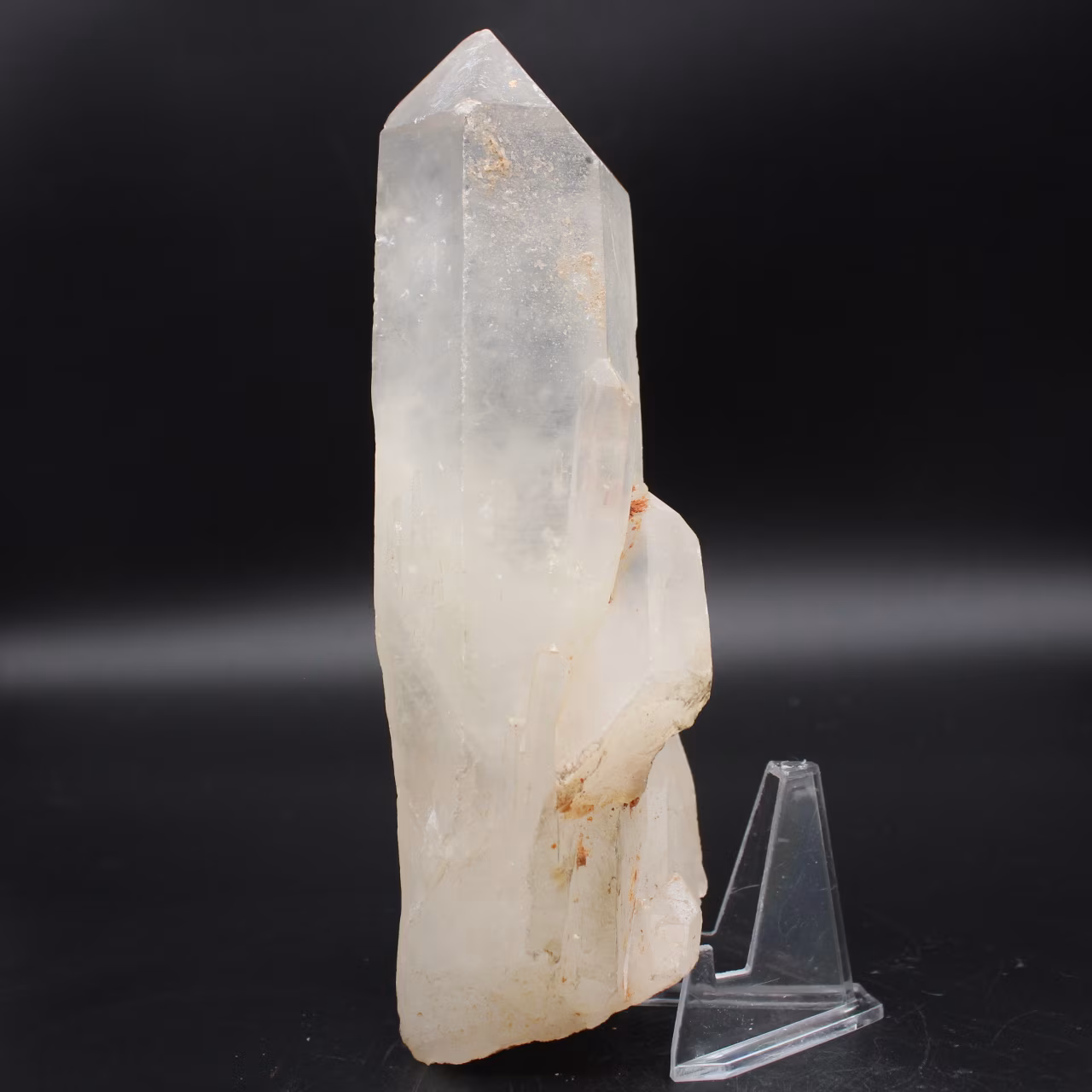 Natural quartz crystal