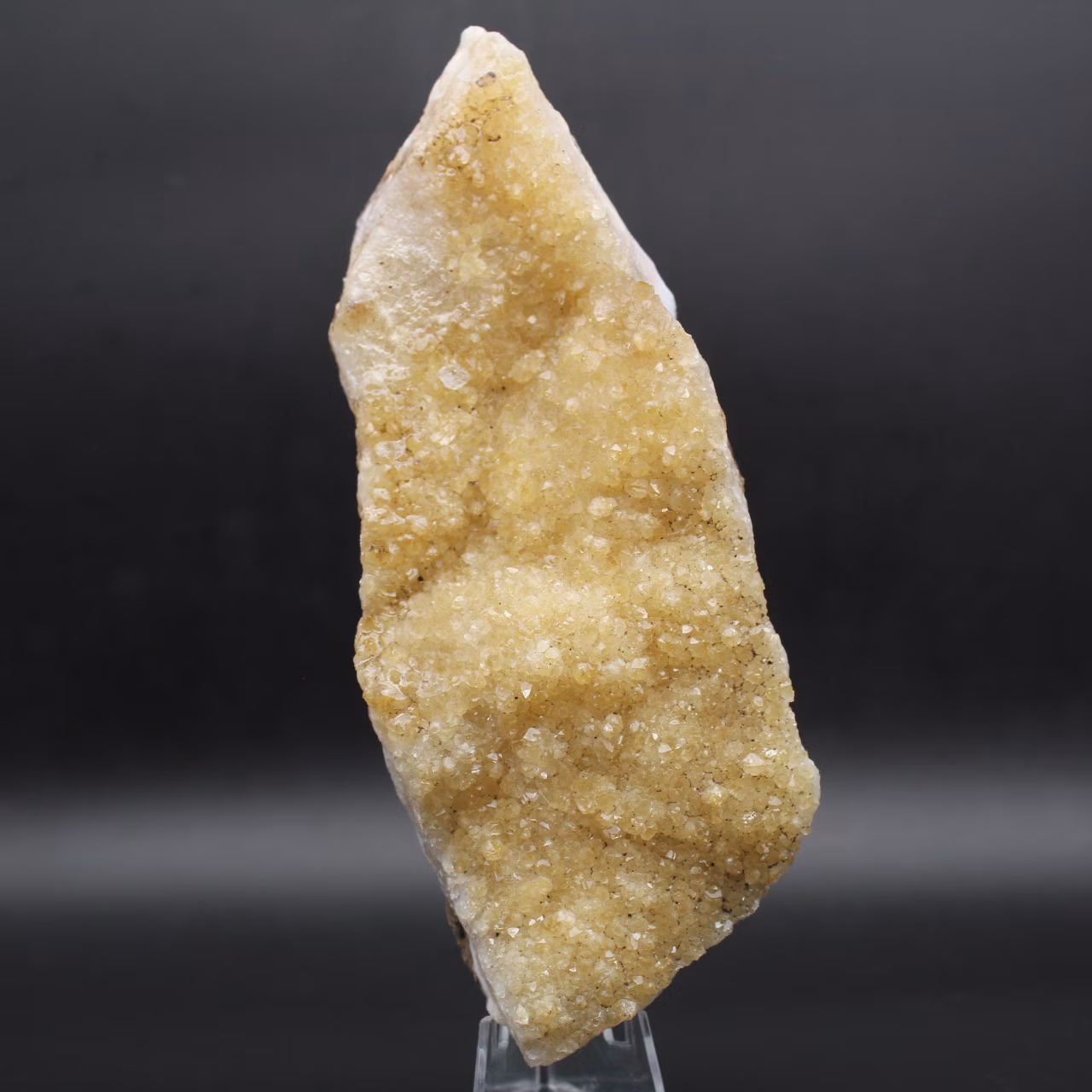 Crystallized citrine