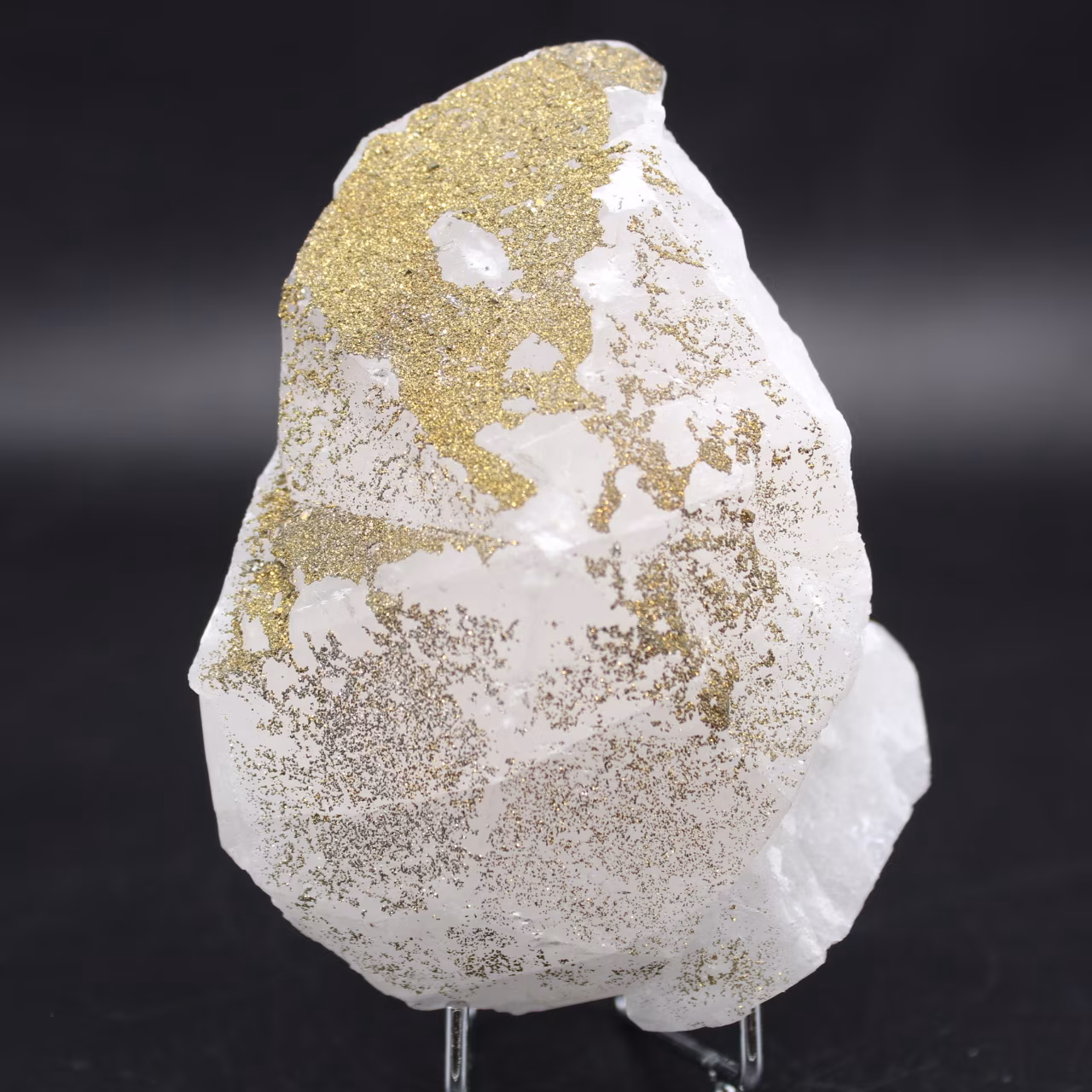 Pyrite on calcite