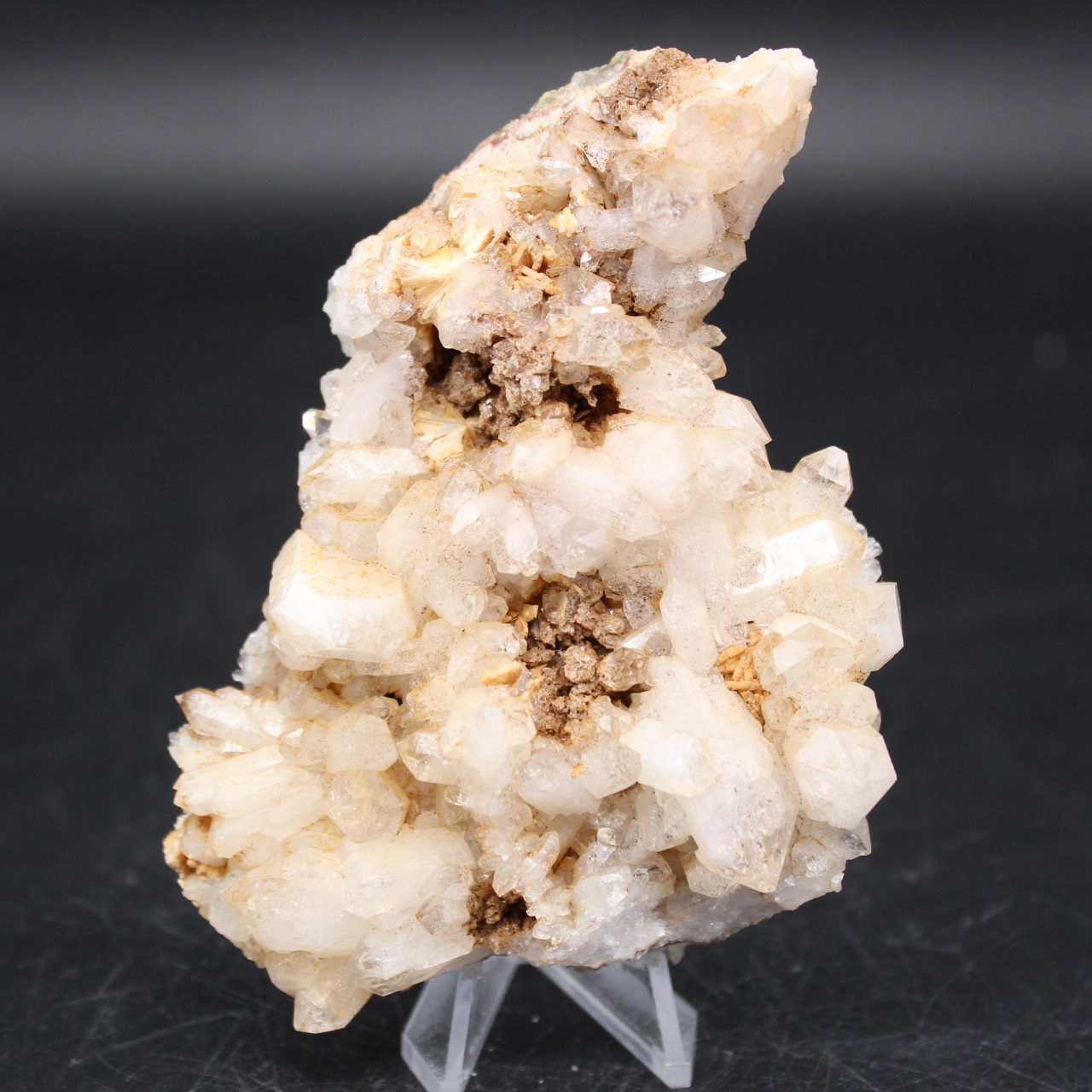 Quartz crystals and siderite