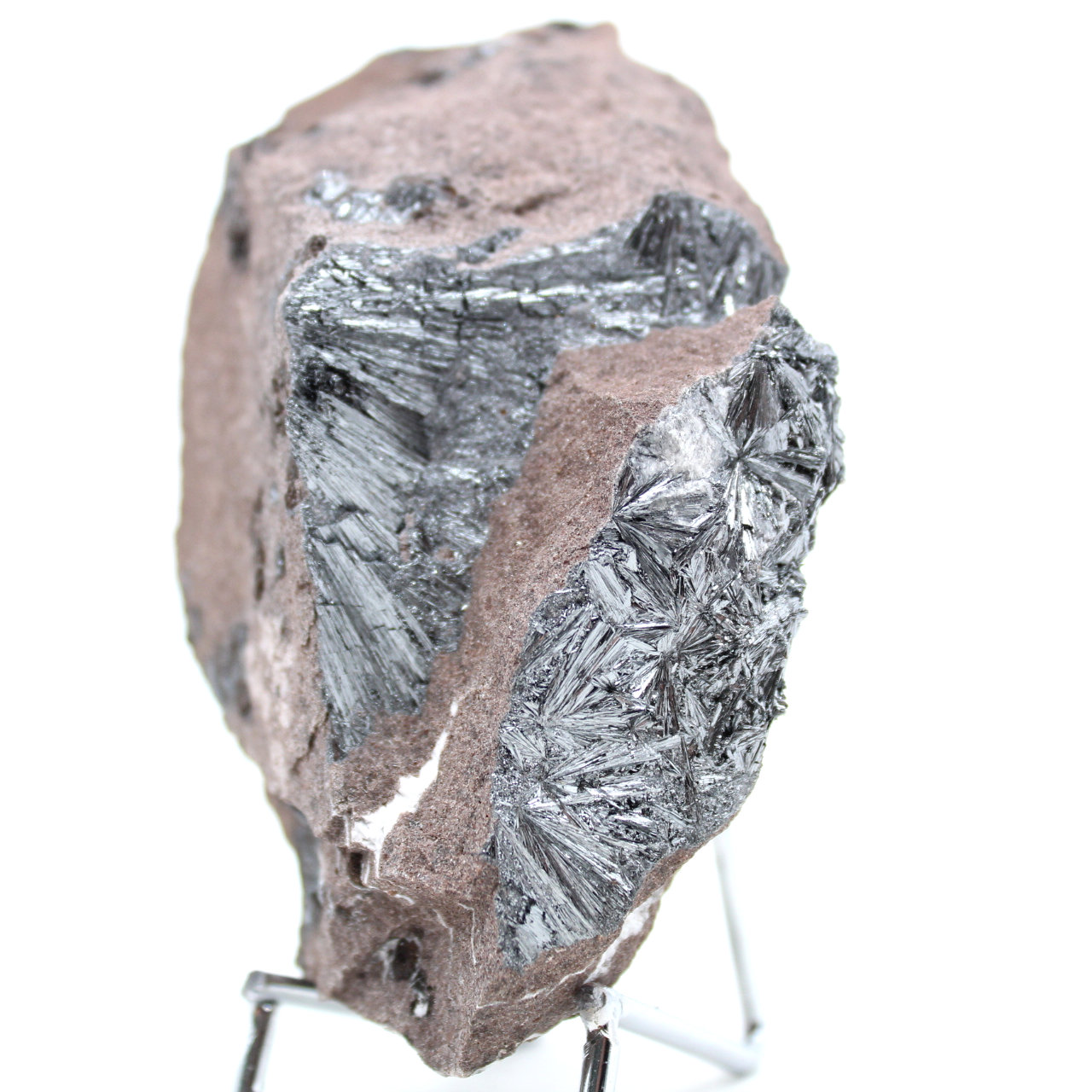 Raw pyrolusite stone
