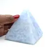 Blaue calcitpyramide - 0