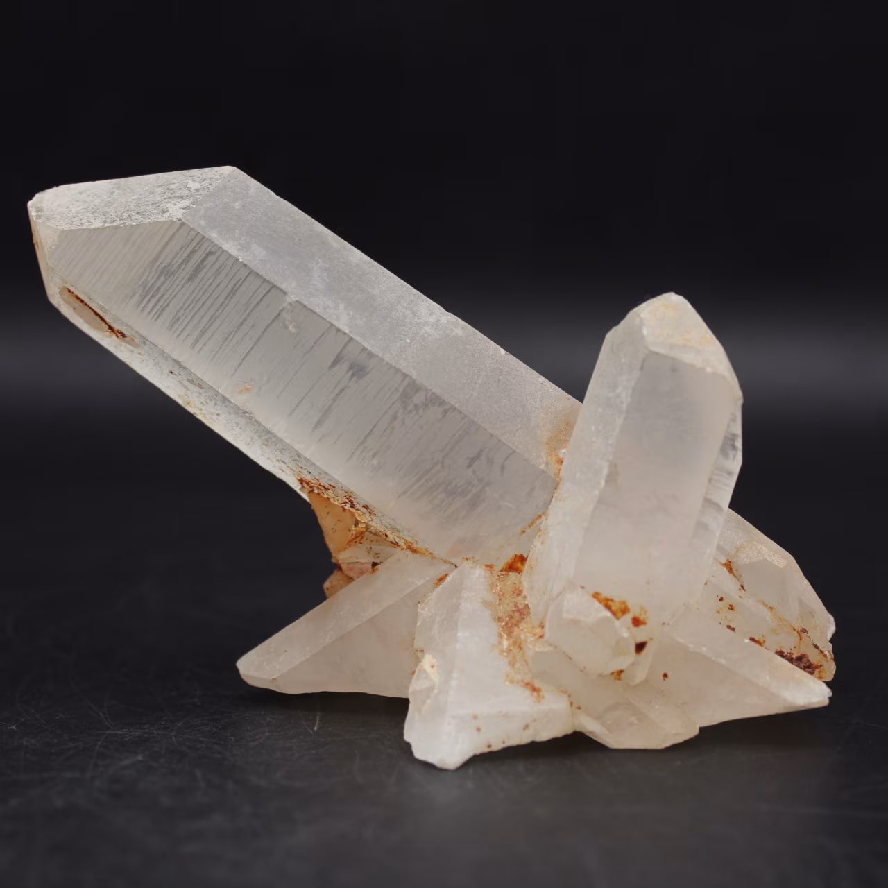 raw quartz crystals