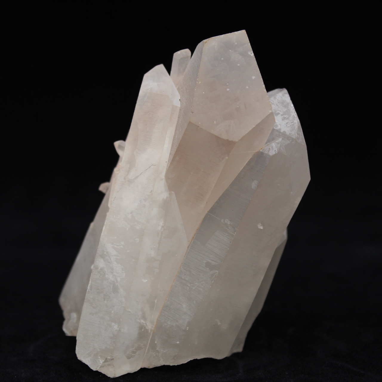 Raw rock crystal