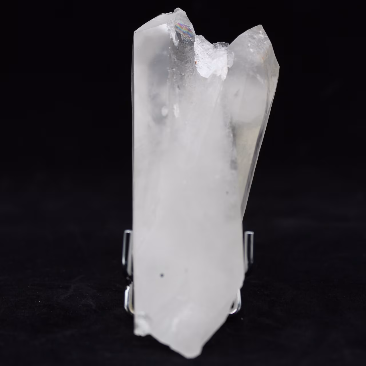 Raw rock crystal