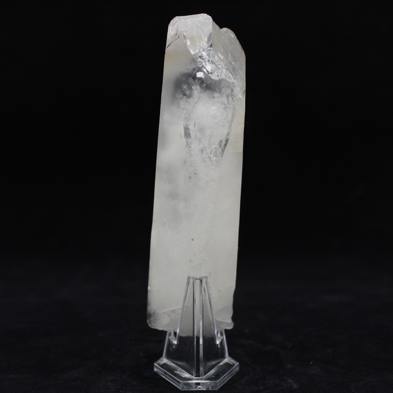 Raw rock crystal