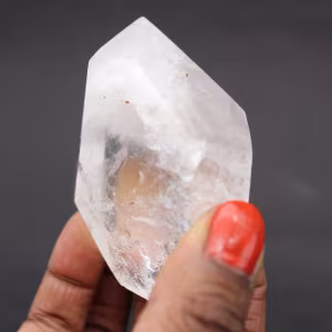 Bitterminated quartz prism