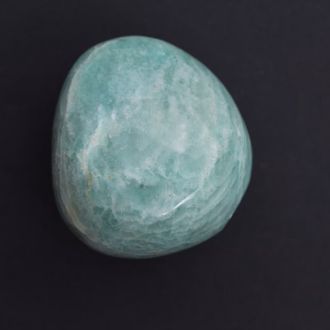 Amazonite pebble