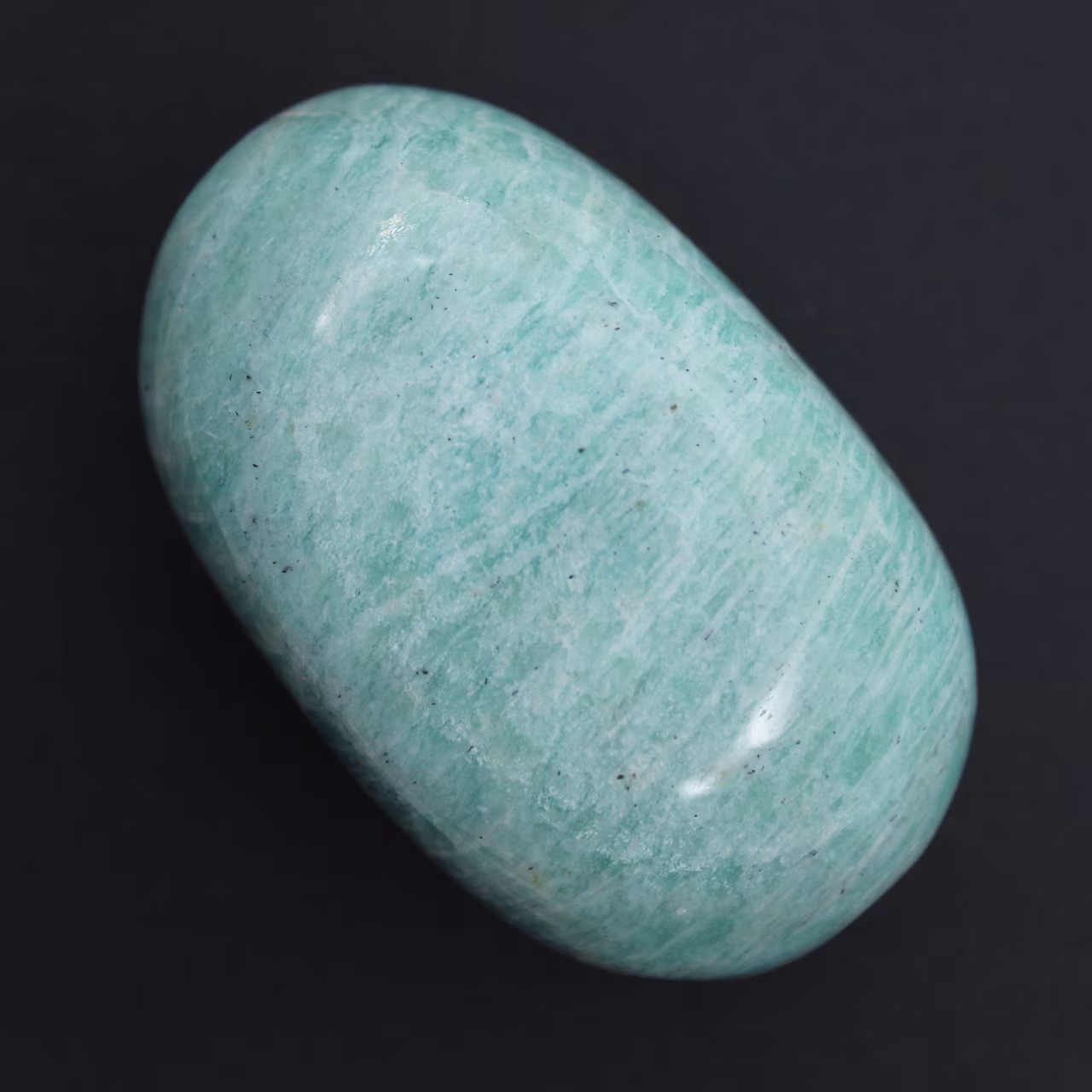 Amazonite pebble