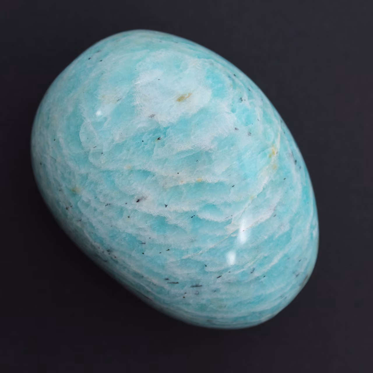 Amazonite pebble