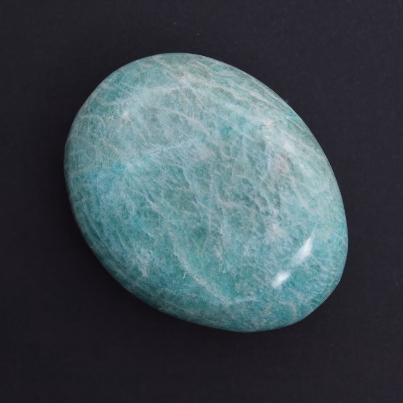 Amazonite pebble