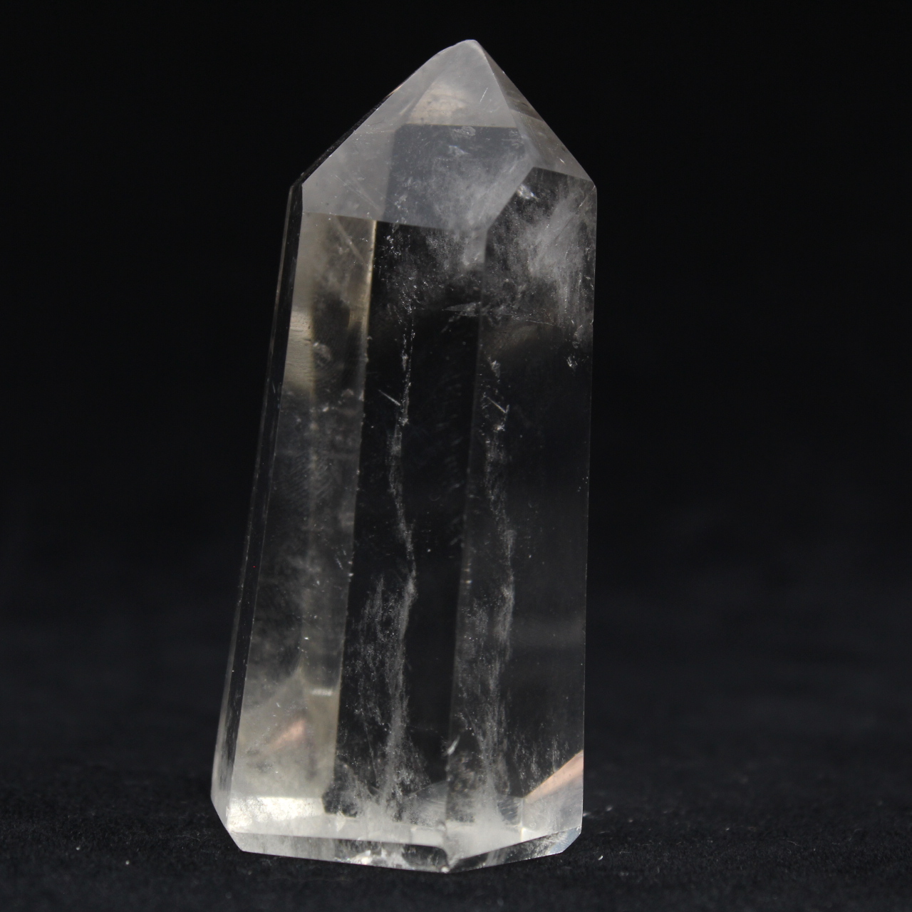Quartz prism crystal