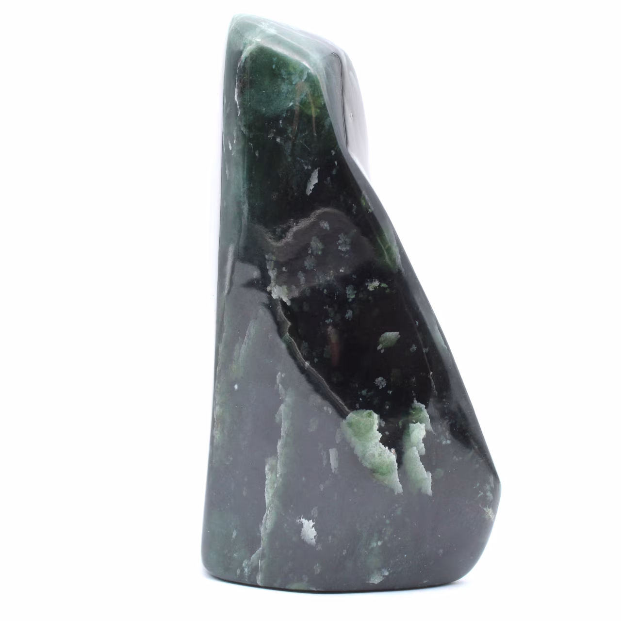Nephrite jade to pose