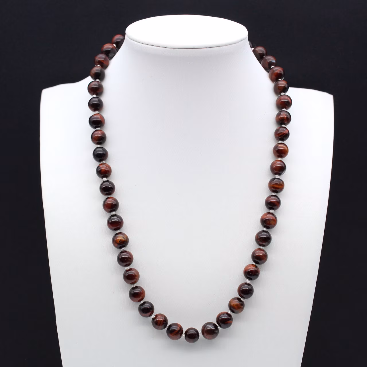 Bull's eye necklace