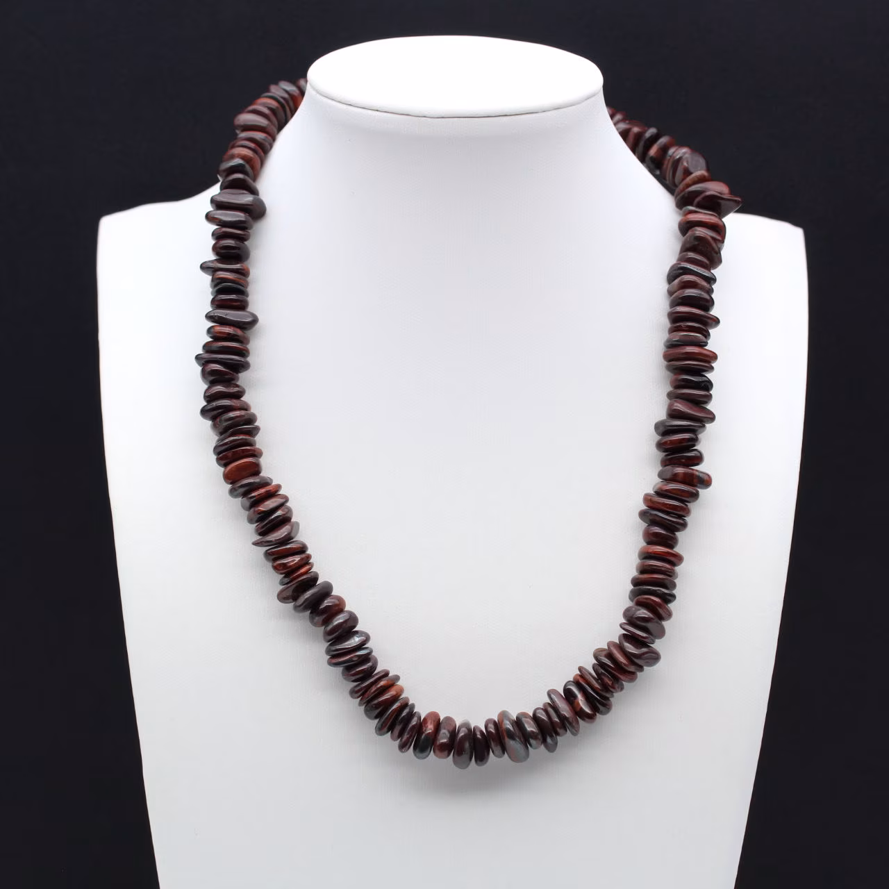 Bull's eye necklace