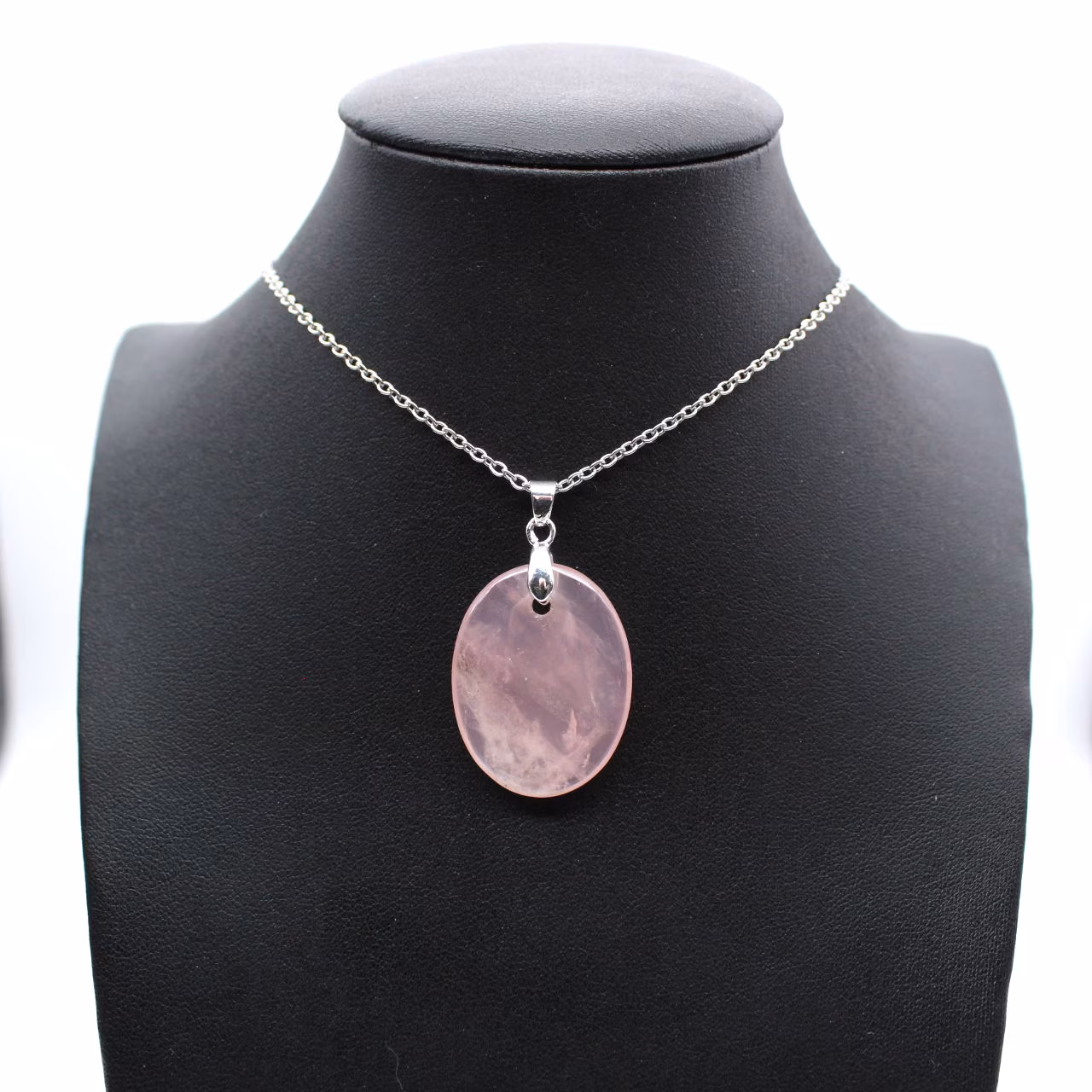 Oval rose quartz pendant