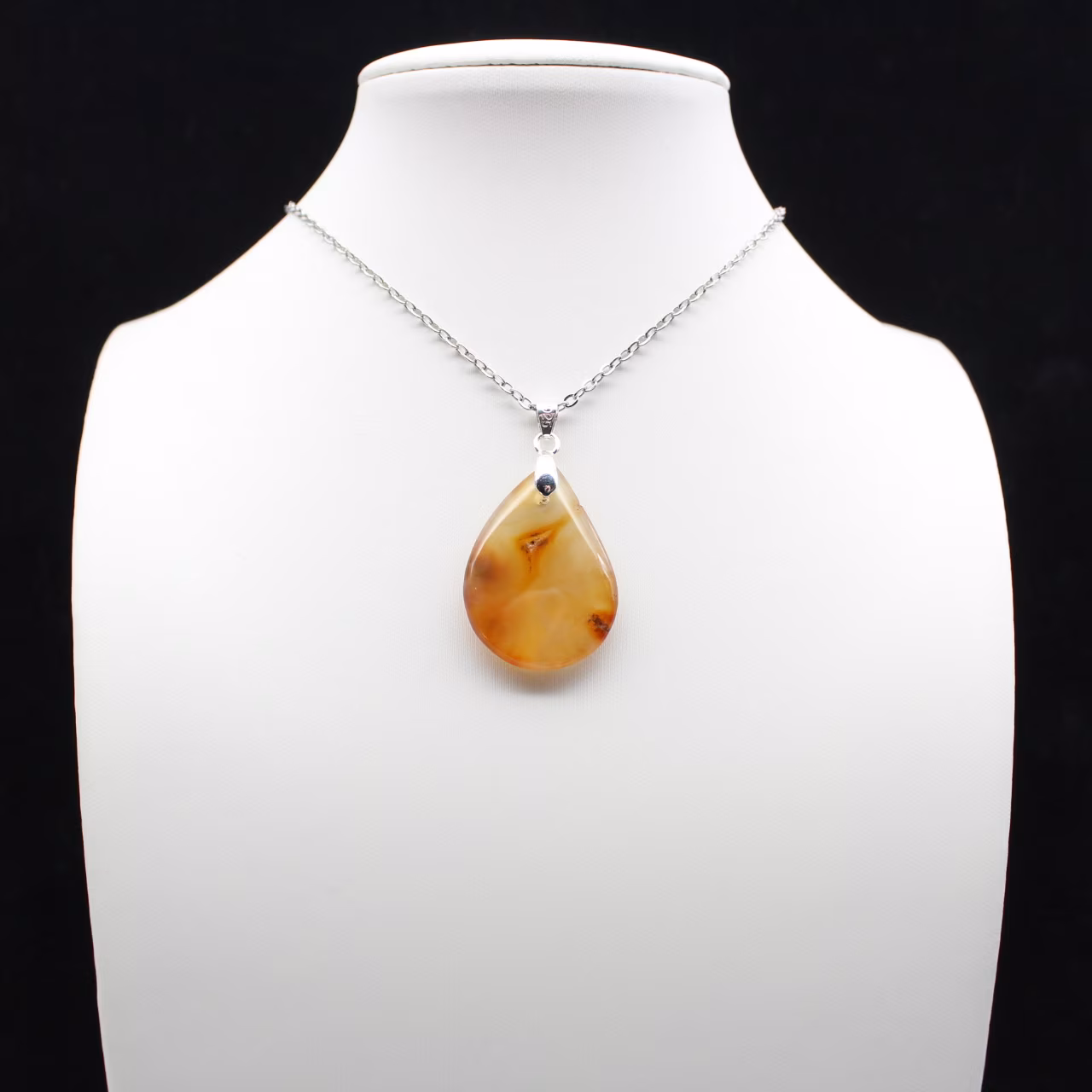 Carnelian drop pendant