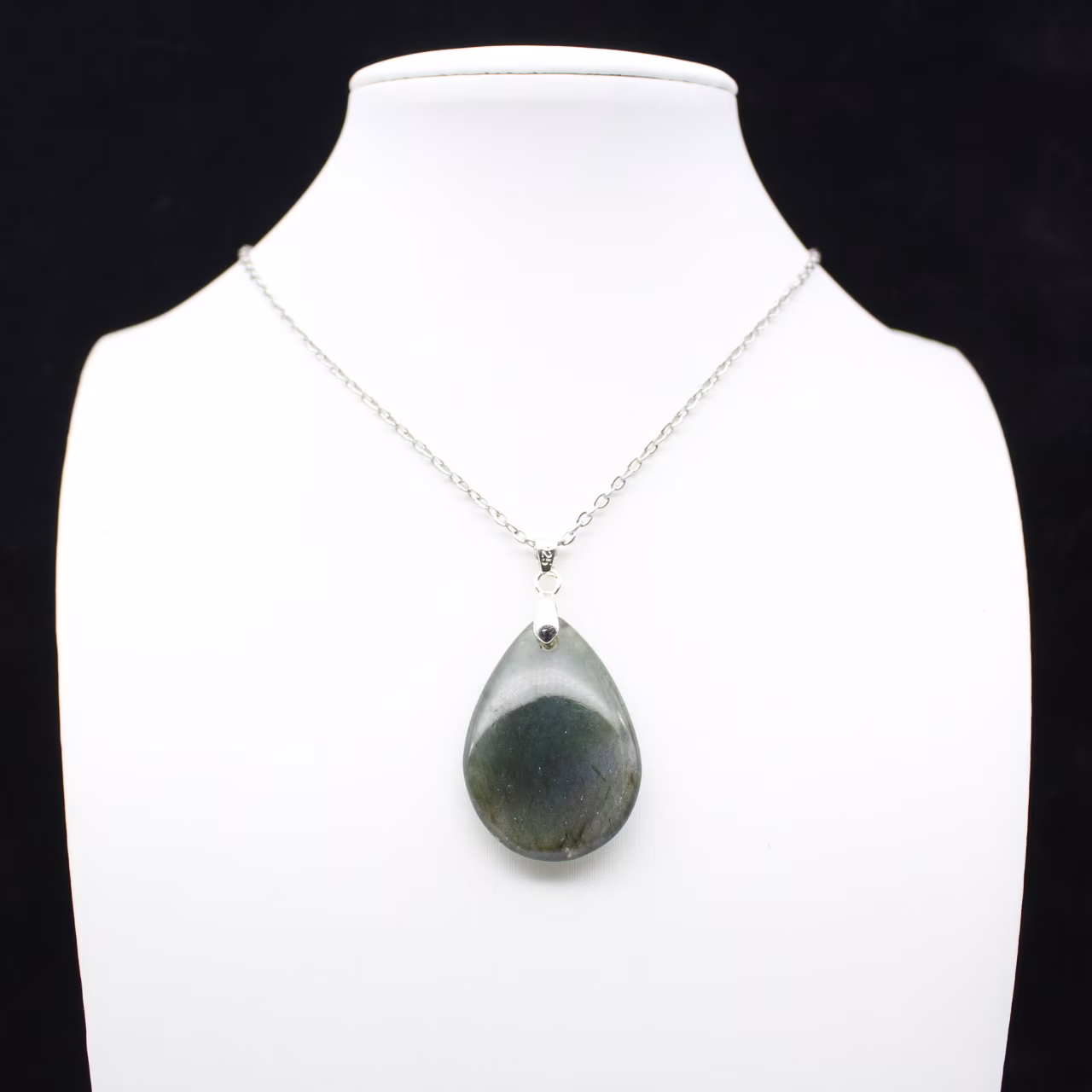 Labradorite Drop Pendant