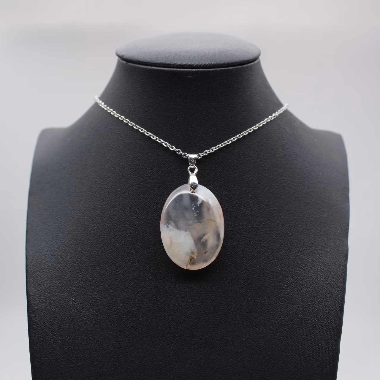 Oval Flower Agate Pendant